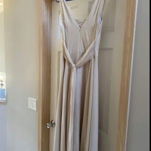 David’s Bridal Champagne size 6